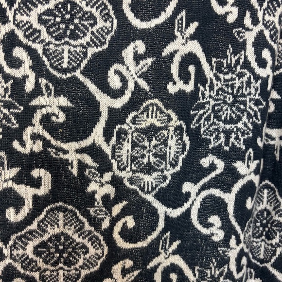 PERUVIAN CONNECTION BLACK CREAM SKIRT - Picture 2 of 5